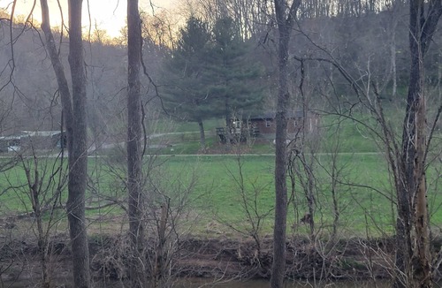 Laings House | House by the creek, in the middle of Wayne national forest