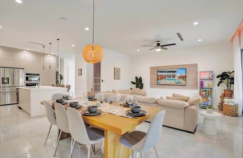 Lake Ridge House | HTD Pool-Jacuzzi-BBQ-Games-Near to Las Olas