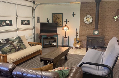 Tippecanoe Cabin | Hunting in groups early fall or a summer family vacation ? this is perfect!