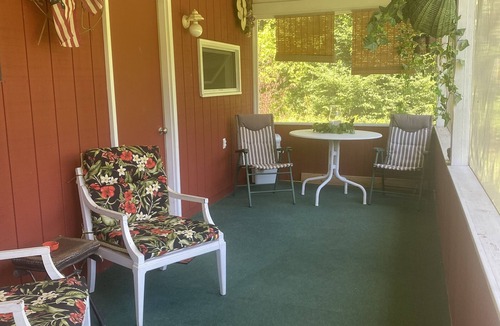 Tippecanoe Cabin | Hunting in groups early fall or a summer family vacation ? this is perfect!