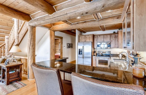Quandary Village House | Idyllic Breckenridge Chalet with deck, valley views and Starlink internet