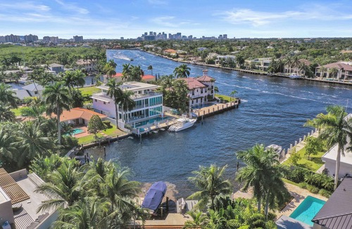 Dolphin Isles House | Intracoastal Oasis 5minWalk to Beach Spacious home