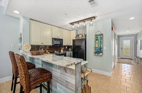 Mexico Beach Condo | July 27-30 Reduced! Oceanview, Pool, Sauna & Jacuzzi! Steps to the Beach!
