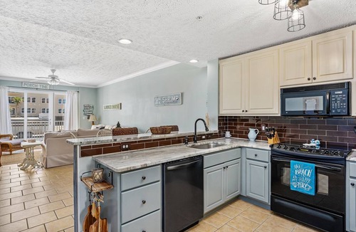 Mexico Beach Condo | July 27-30 Reduced! Oceanview, Pool, Sauna & Jacuzzi! Steps to the Beach!