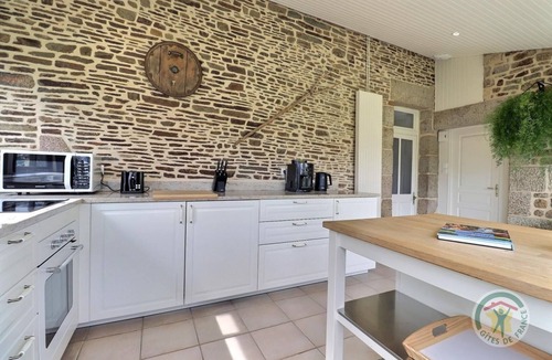 Bazouges-la-Perouse House | La Croix Marelle - Bazouges LA Perouse