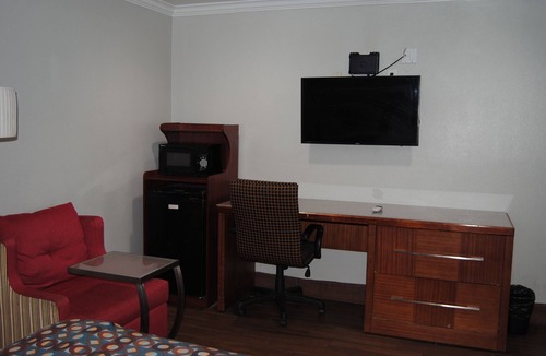 La Puente Hotel | La Puente Inn