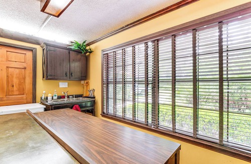 Inverness Apartment | Lake Access + Private Patio: Sunny Inverness Apt!