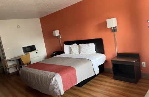 Buckeye Lake Hotel | LAKE INN
