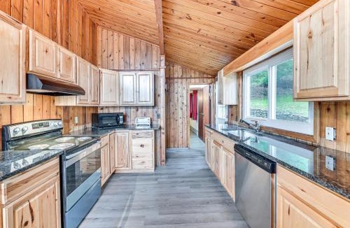 Hadley House | Lake-View Cabin w/Furnished Deck in Hadley!