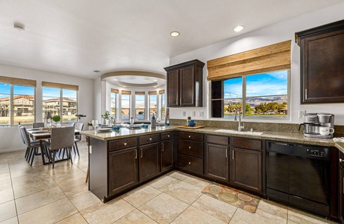 Terra Lago House | Lakefront Dream: Misters and The Best Corner Lot on the Lake! EV!
