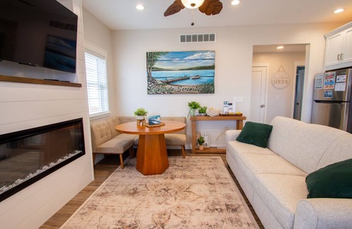 Celina House | Lakeside Serenity: 3 bed/2 bath Lakeside Cottage!