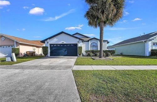 Indian Wells House | Lakeview Pool Villa, 3BD/2BA 10 min to Disney!