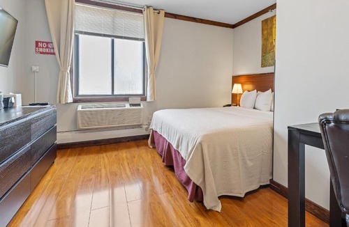 Hunters Point Hotel | LIC Hotel