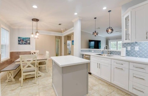 Sugarloaf Key House | Loggerhead Lagoon - Waterfront & Pet Friendly