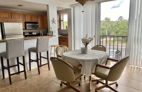 Coquina Key Condo | Long term Travelers: spacious 2 BR beach condo