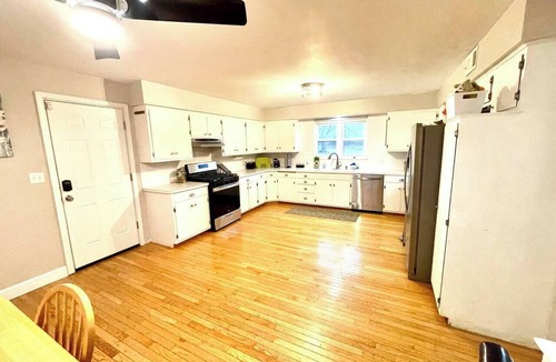 Gahanna House | Longstreth - Large Ranch - Pool Table
