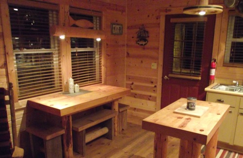 Bladensburg Cabin | Lovely 2 Bedroom Cabin At Indian Bear Lodge Resort