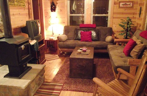 Bladensburg Cabin | Lovely 2 Bedroom Cabin At Indian Bear Lodge Resort