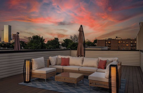 Jersey City House | LUX 3BR 2Bath Gem with FREE Parking & Private Rooftop Minutes to NYC!