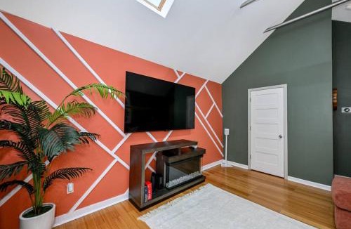Ohio City House | Lux Ohio City Gem