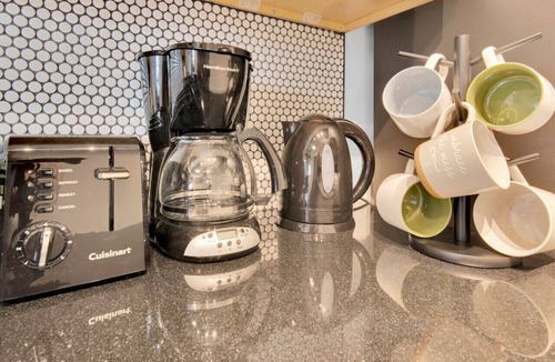 Judson Apartment | Luxurious 2 Bedroom/2 Bathroom!