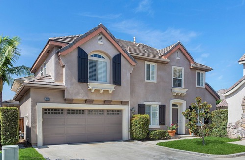 Oak Creek House | Luxury 3BR Home｜Community Pool Access｜Relaxing Patio｜Perfect for Families #10140
