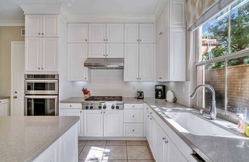 Cypress Village House | Luxury 5BR Irvine Gem｜Resort-Style Amenities｜Monthly Stays｜1st Floor BR # 6964