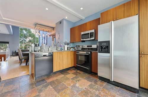 Little Italy House | Luxury-award winning loft Townhouse, top location