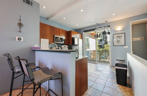 Little Italy House | Luxury-award winning loft Townhouse, top location