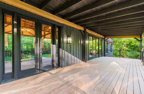 Loudonville House | Luxury Barn Retreat near Mohican River