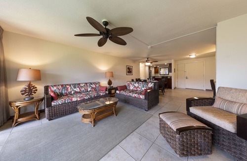 Princeville Hotel | Luxury Getaway in Princeville! Swimming Pool, Full Kitchen! #1 Resort on Kauai!