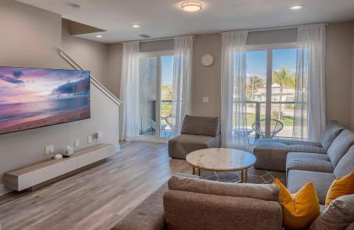 Madeira Beach House | Luxury Pool Home-Golf Cart