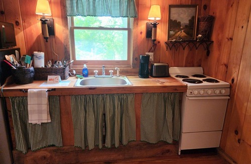 Scaly Mountain Cabin | Magical Stays in Scaly Mountain Cabin