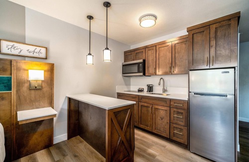 Moreno Valley Hotel | MainStay Suites Moreno Valley Near March Air Reserve Base