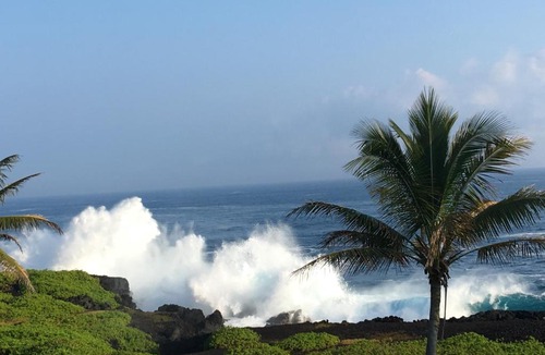 Kapoho Apartment | Mediteranean style Ohana Rental/Loft & Sundeck panoramic OCEAN VIEW