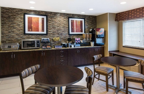 North Canton Hotel | Microtel Inn & Suites by Wyndham North Canton