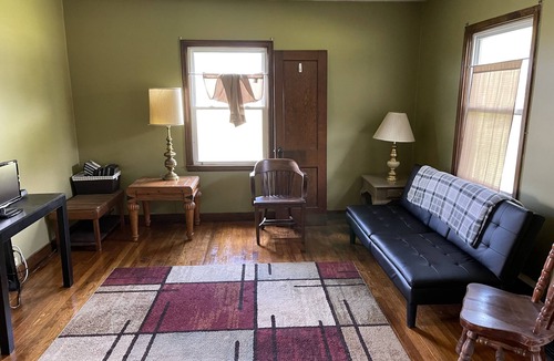 Milton House | Milton Cottage