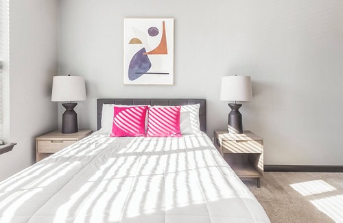 Perrysburg Apartment | Modern Apartment in Prime Location (ID3676X65)