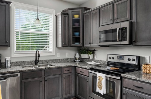 Salem House | Modern Coastal Design with Lakeside Luxury on Keowee