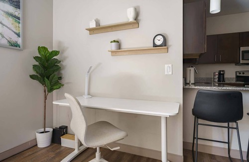 Downtown Columbus Apartment | Modern Downtown Luxury Apartment