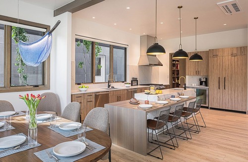 Old Town House | Modern Riverfront Retreat with Views | Riverlight Lodge