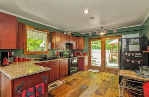 Hague Cabin | Mountainside Cabin Hot Tub & Fireplace Serenity Less than 2 miles to Lake George