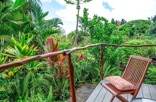 Kealakekua House | Nature Accommodation on a Sustainable Farm in Kealakekua Bay, Hawaii
