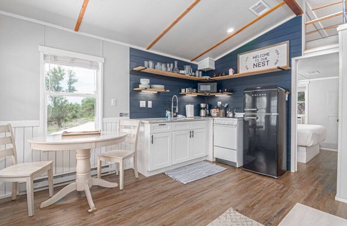 Spring Branch Apartment | Nest · Texas Tiny House with a Big View