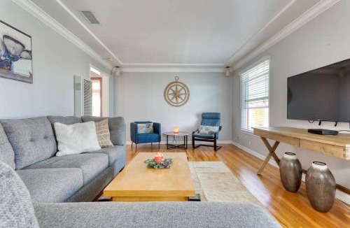 Belmont Shore Apartment | New Belmont Shore Retreat with free Parking Walk to Beaches