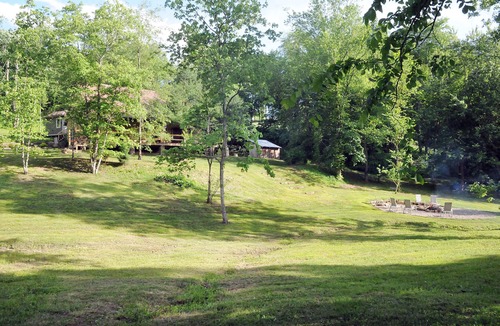 Kipling Apartment | Newly built Country Cabin