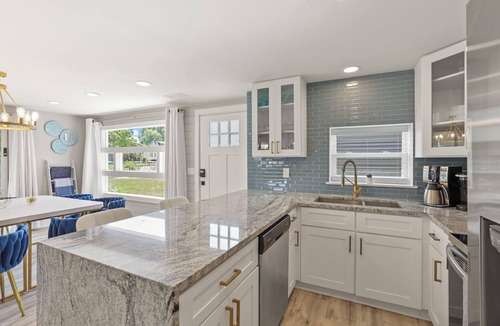 Millersport House | !Newly Upgraded! Hot Tub-Game Room-Dock-Fire Pits