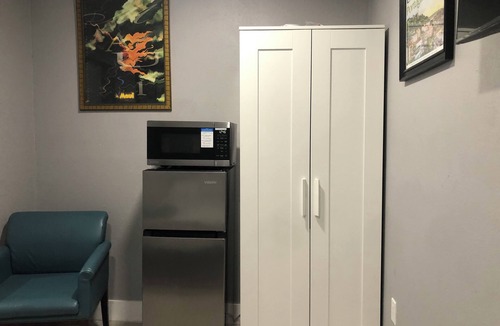 Pinellas Park Apartment | Nice New Studio 1 with New AC in Pinellas Park