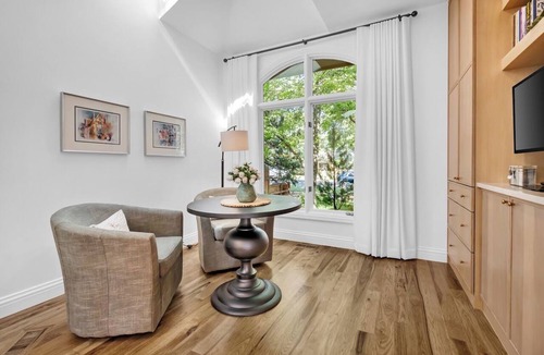 Newlands House | North Boulder Elegance - Newlands Neighborhood