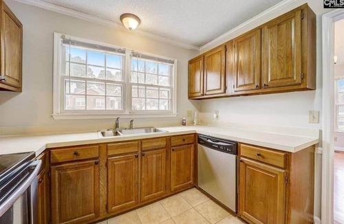 Huntcliff House | Northeast Cola 2 bedroom Retreat